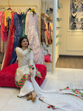 WF-420135 Style Heaven